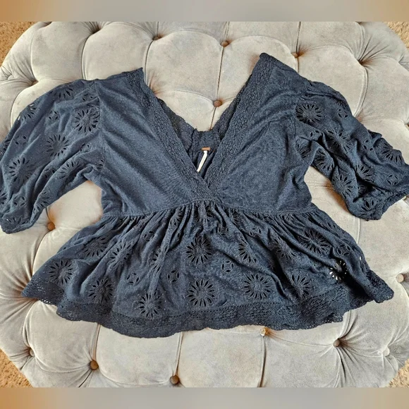 Free People baby doll top - Picture 2 of 6